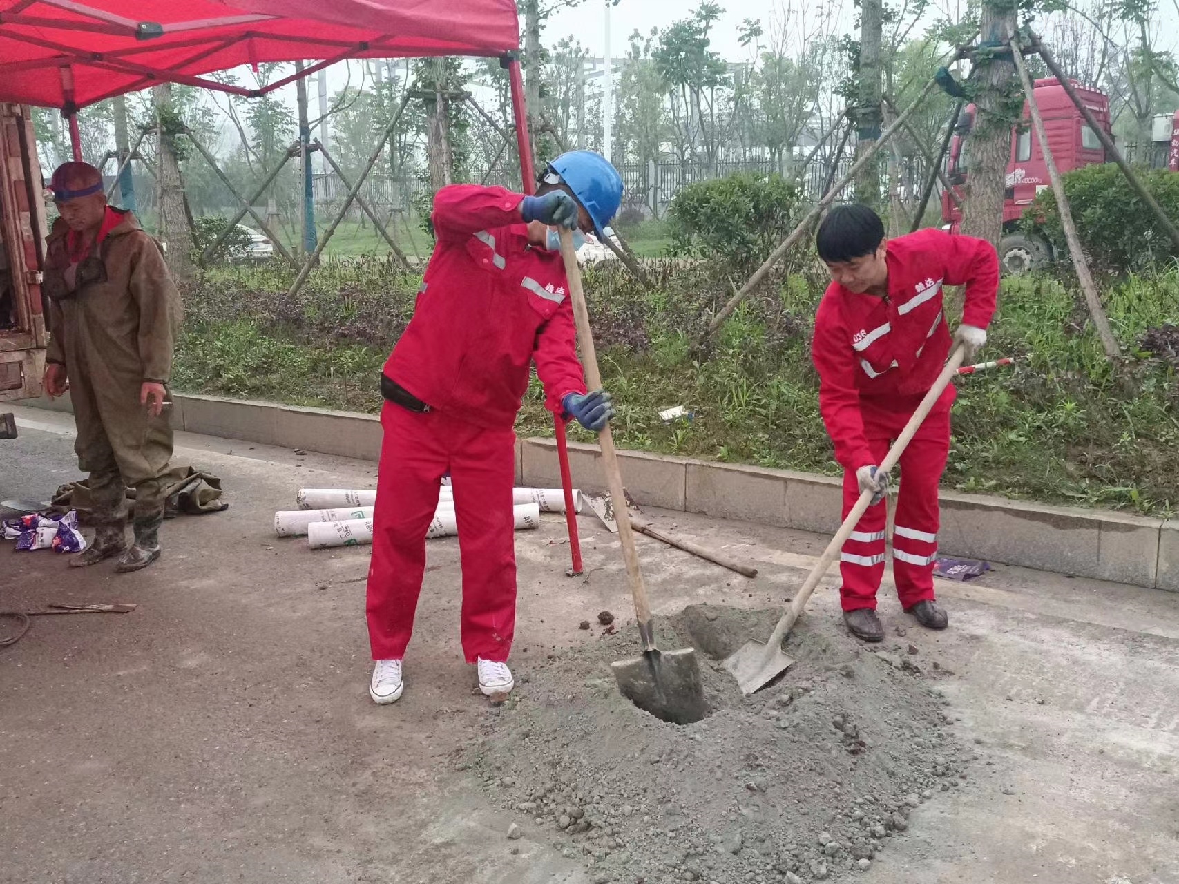 芒康管道疏通哪家好】及时进行市政管道清淤